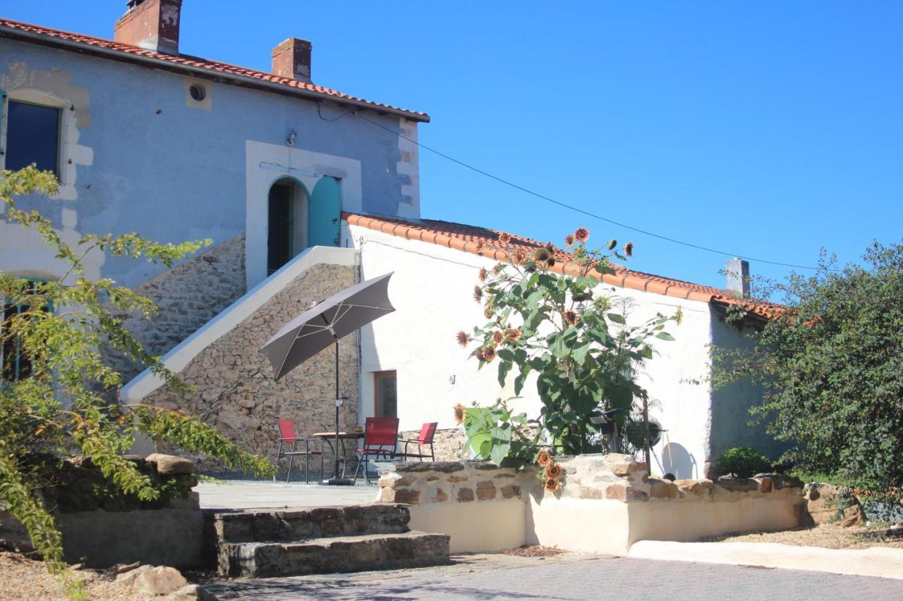 Apartamento L Entredeux Saint-Viaud Exterior foto